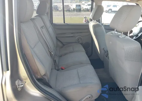 2006 Jeep Commander из США, поврежденный, VIN 1J8HG48KX6C198386